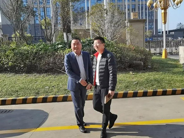新春伊始，龍灣區空港管委會領導率隊蒞臨集團走訪慰問